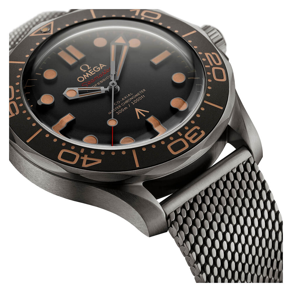 Pre-Owned OMEGA Seamaster Bond 42mm Brown Dial Titanium Case Bracelet Watch image number 3