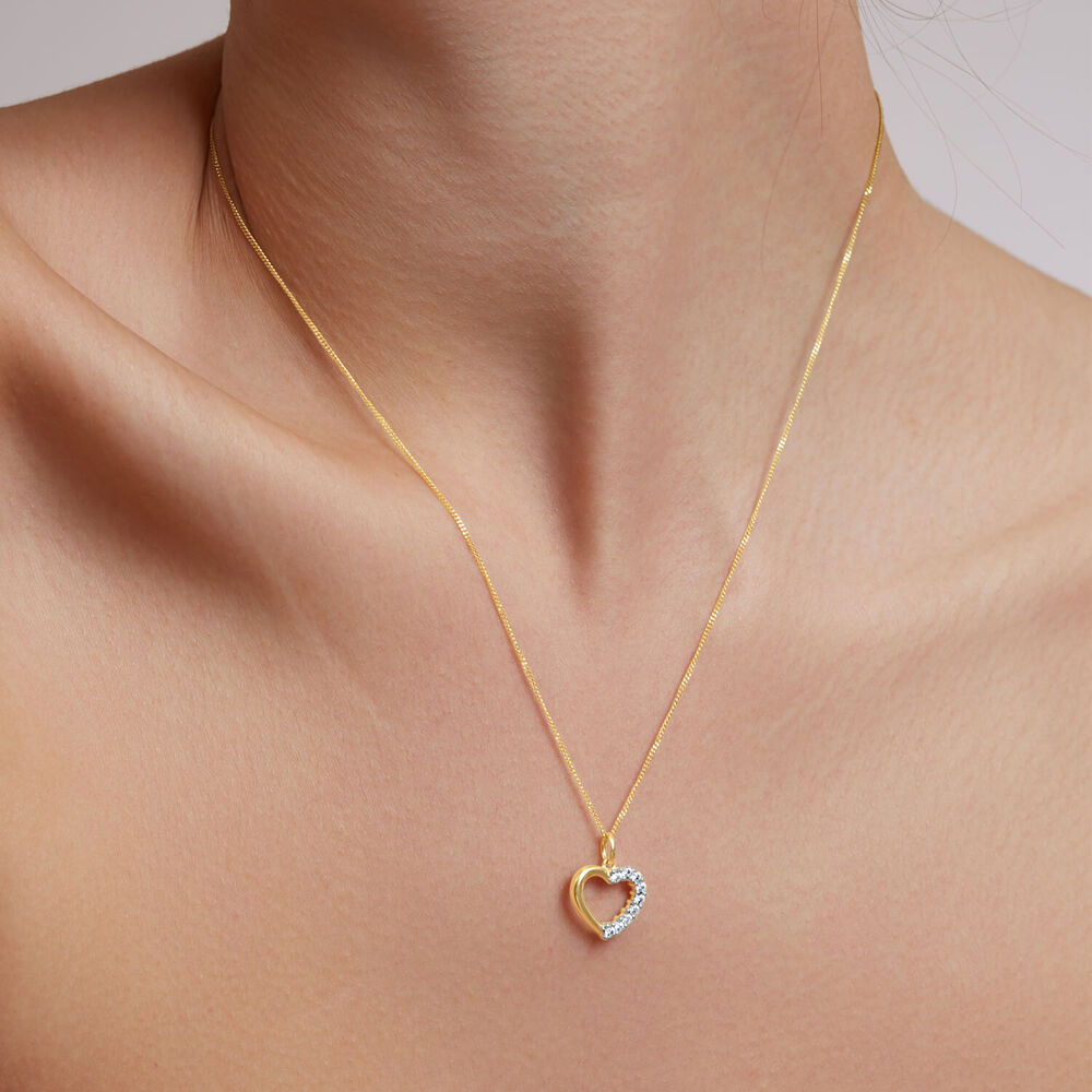 9ct Yellow Gold Side Claw Set Cubic Zirconia Open Heart Pendant image number 4