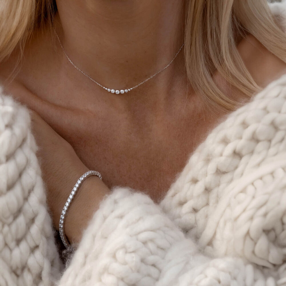 CARAT* London Silver Carissa Graduated Rounds Cluster Necklace