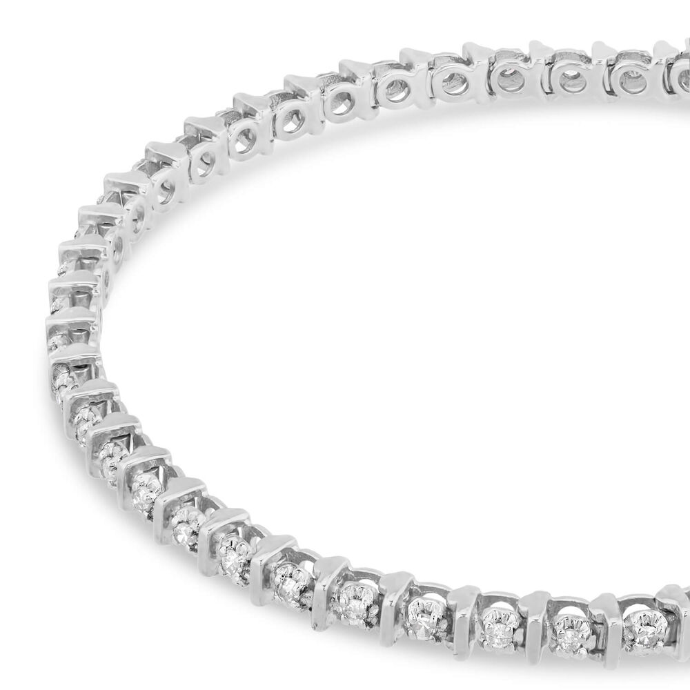9ct White Gold 0.50 Carat Diamond Tennis Bracelet image number 1
