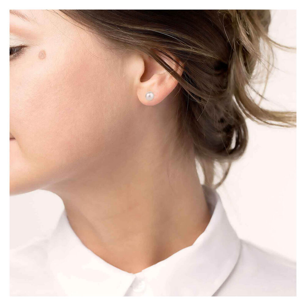 Sterling Silver Freshwater 6-6.5mm Pearl Stud Earrings