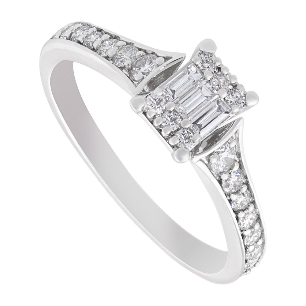9ct white gold 0.44 carat baguette and round diamond ring