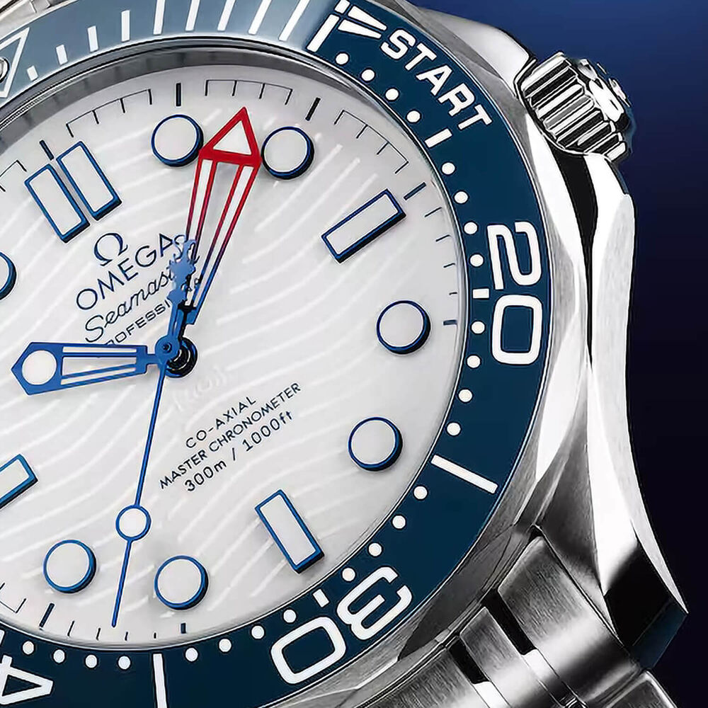 OMEGA Seamaster Diver 300M America's Cup Edition 42mm White Dial Steel Bracelet Watch image number 4