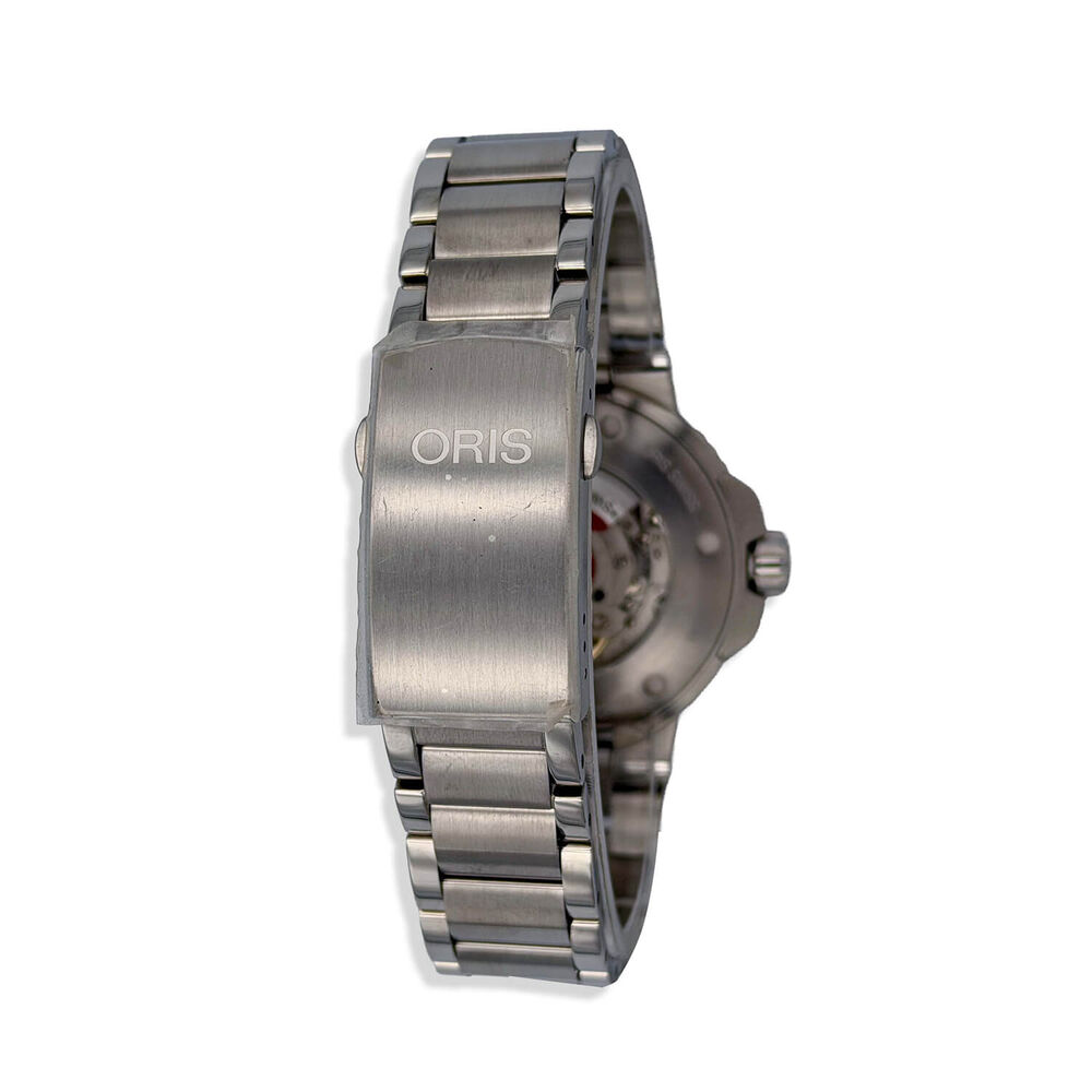 Pre-Owned Oris Aquis Date Relief 43.5mm Silver Dial Red Detail Steel Case Bracelet Watch