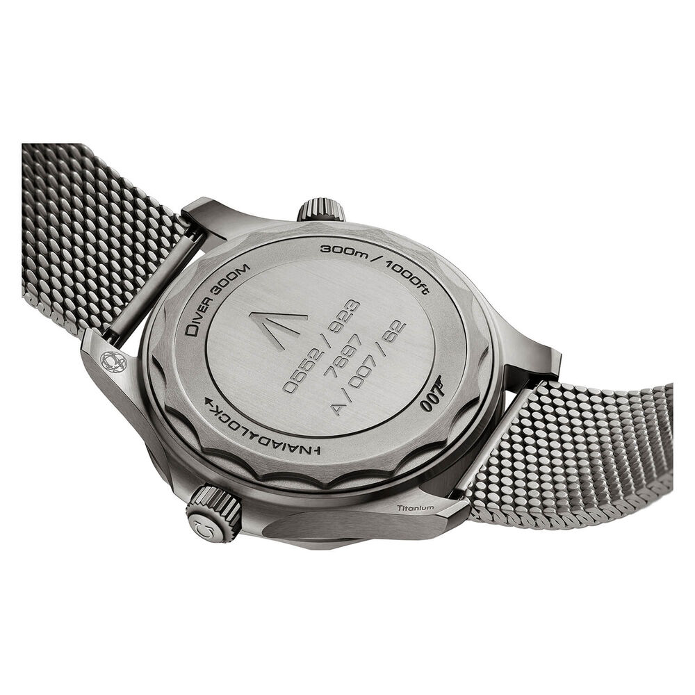 OMEGA Seamaster Bond 42mm Brown Dial Titanium Case Titanium Bracelet Watch image number 6