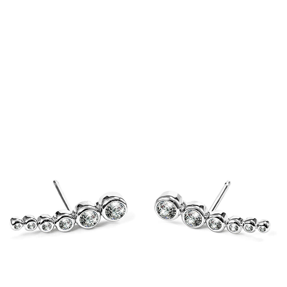 CARAT* London Silver Carissa Graduated Rounds Cluster Earrings image number 0