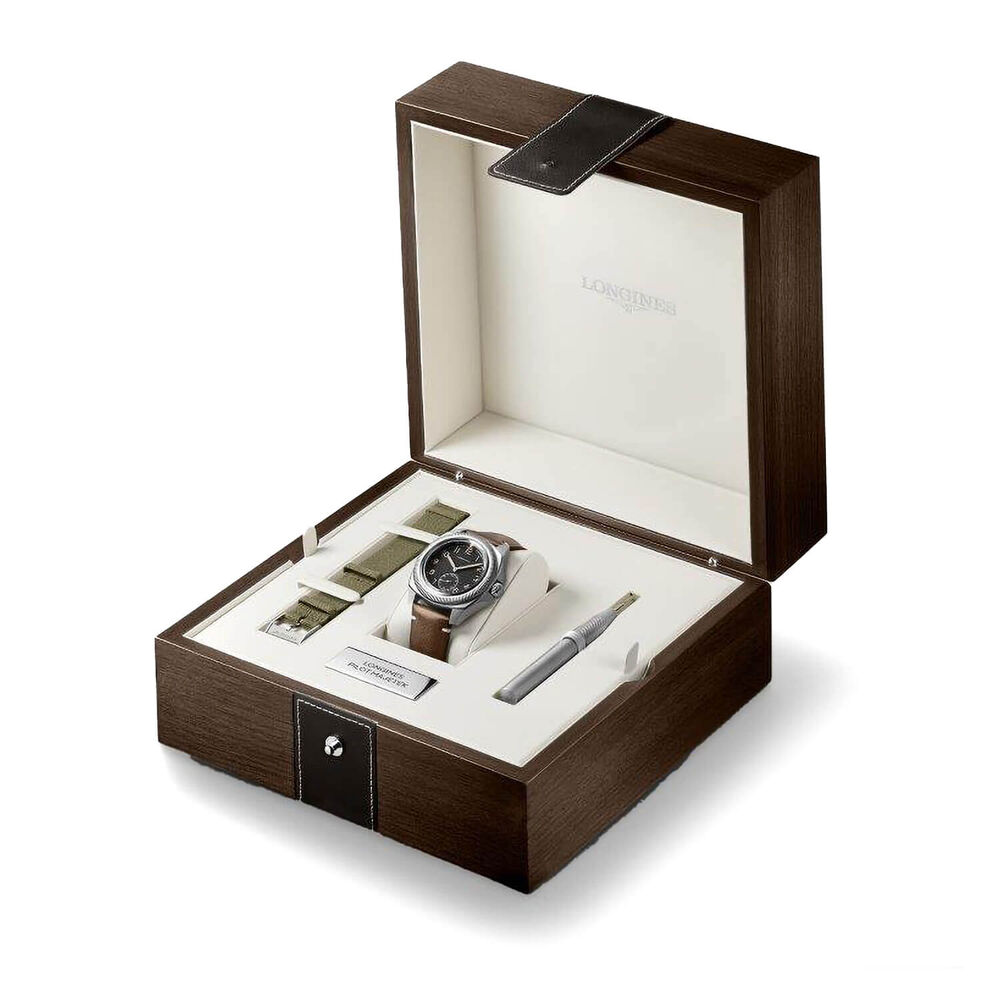 Longines Pilot Majetek 43mm Black Dial Steel Case Strap Box Set