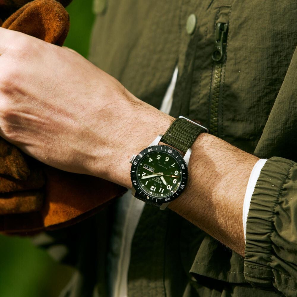 Seiko 5 Sports Field Fatigue Green 41mm Dial Khaki Nylon Strap Watch
