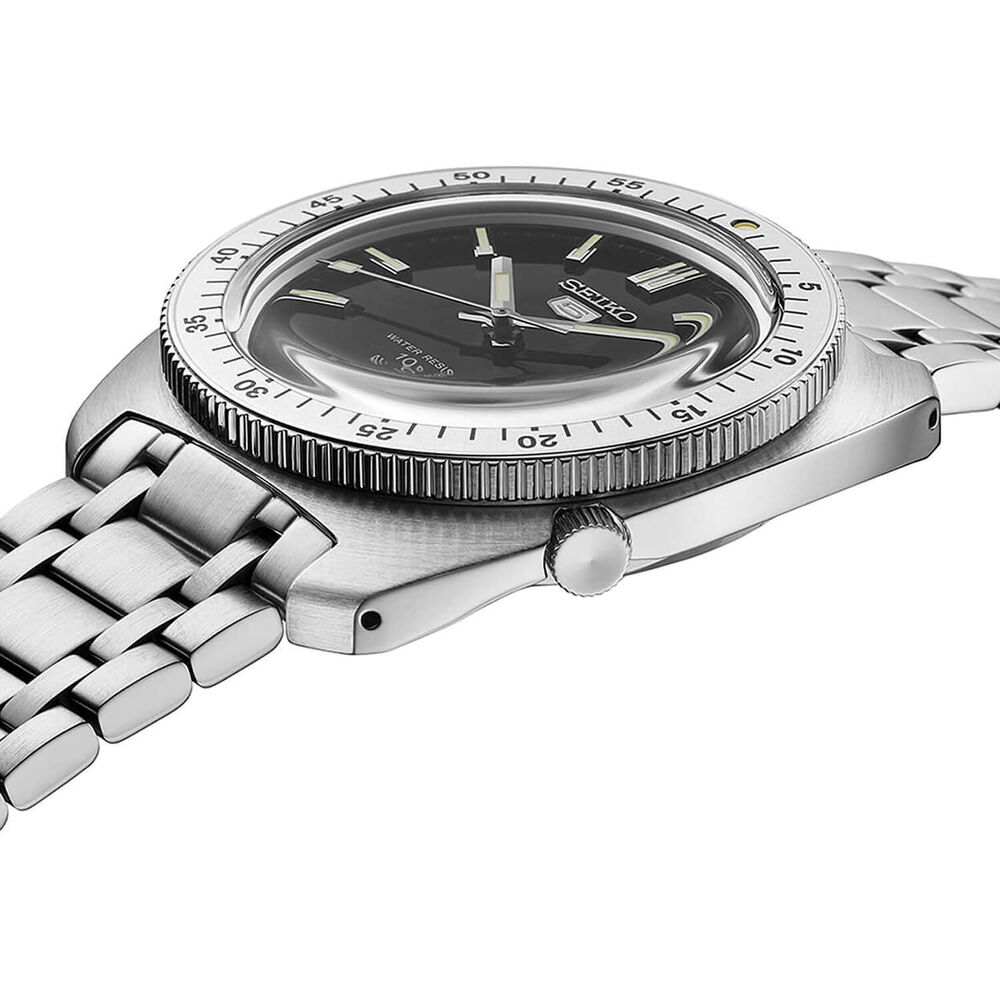 Seiko 5 Sports ‘Gene Kranz’ Recreation Limited Edition 38.2mm Black Dial Steel Bracelet Watch image number 3