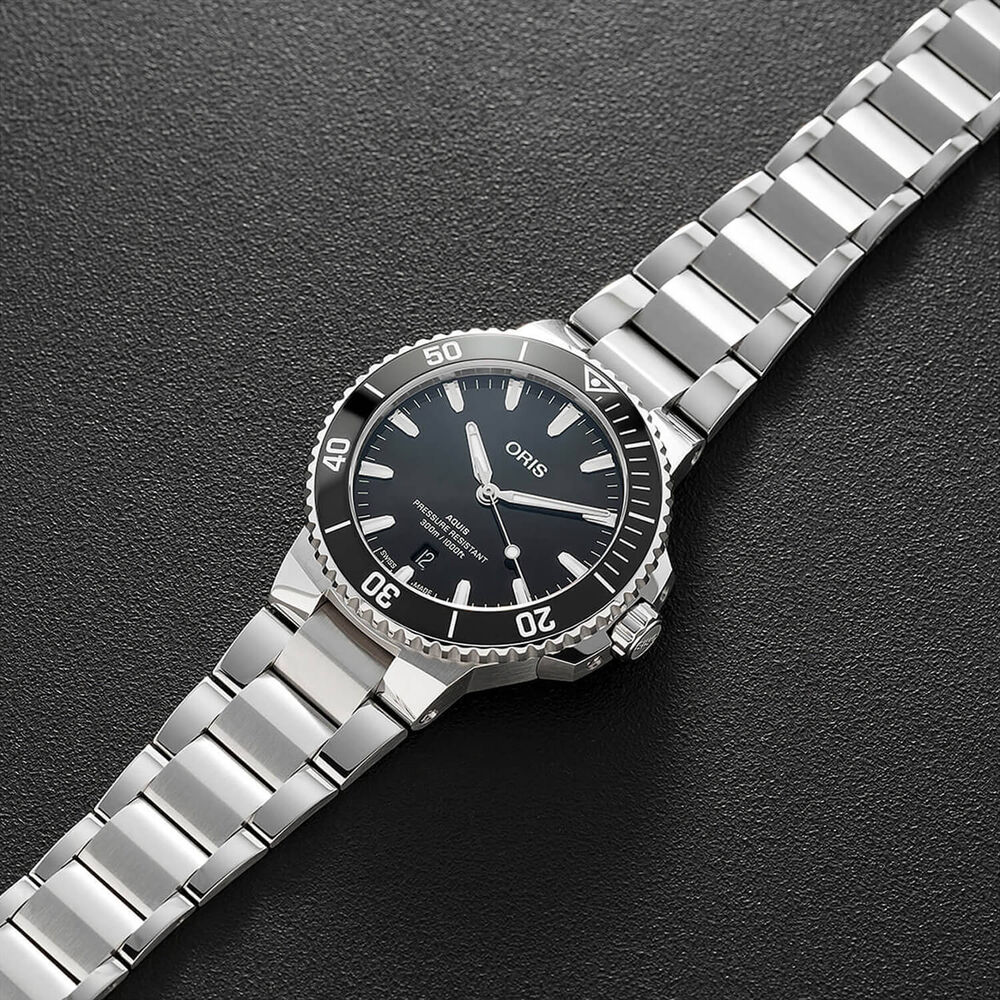 Oris Aquis Date 41.5mm Black Dial Stainless Steel Bracelet Watch image number 3