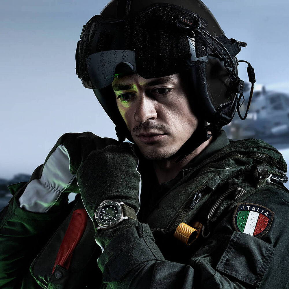 Panerai Submersible Marina Militare 44mm Green Dial Steel Case Textile Strap Watch image number 6