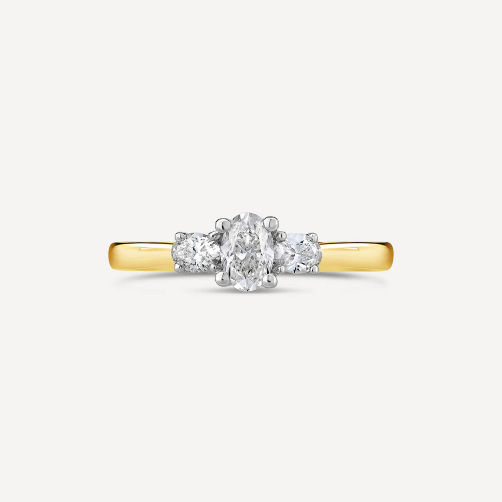 18ct Yellow Gold Three Stone Oval Centered 0.66 Carat Diamond Ring
