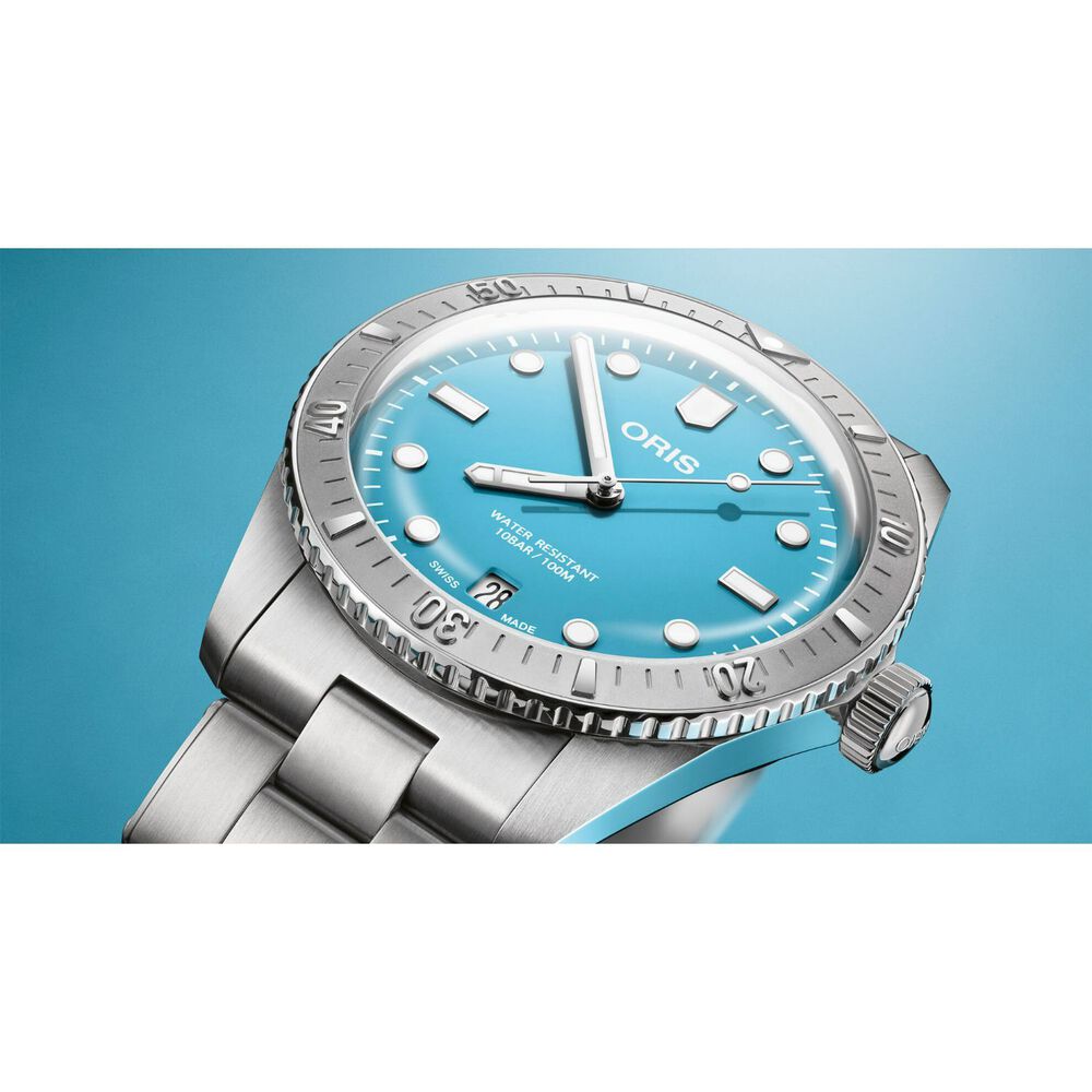 Divers Sixty-Five ‘Cotton Candy’ 38mm Blue Dial Steel Bracelet Watch