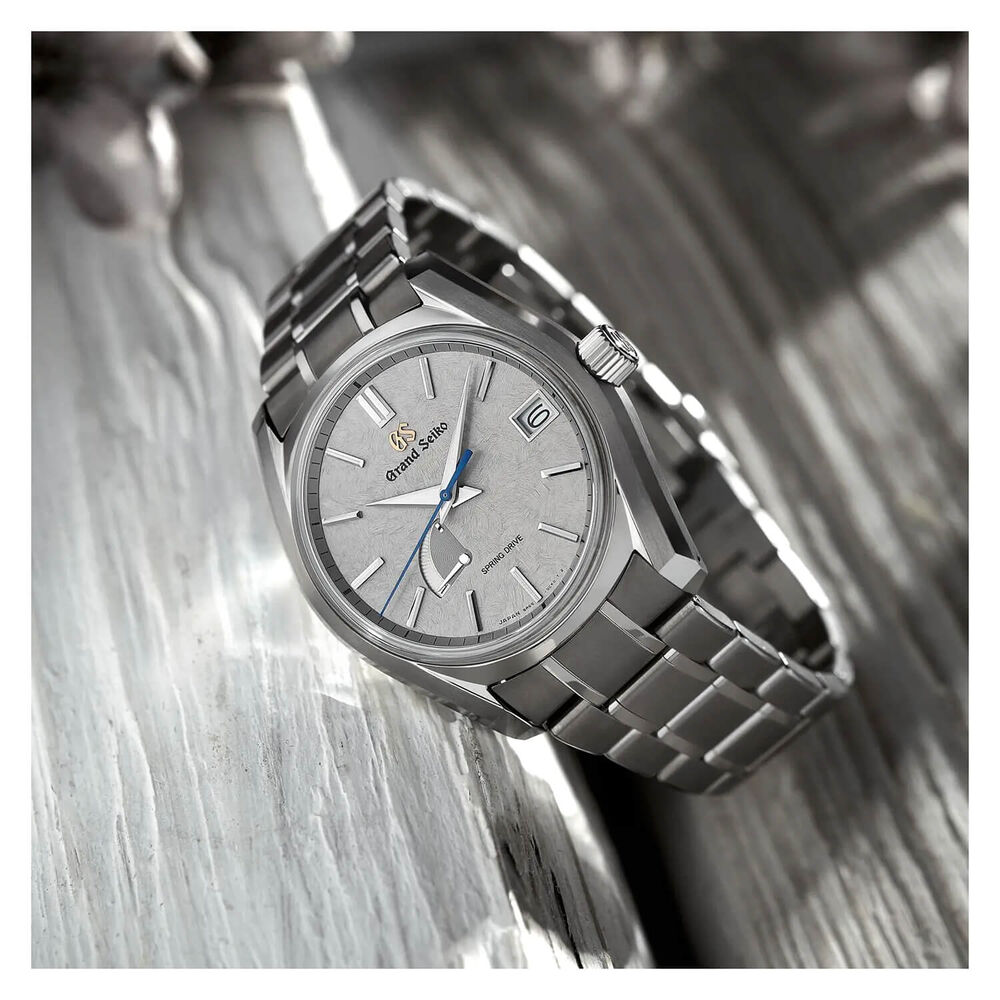 Grand Seiko Heritage Taisetu 40mm Grey Dial Steel Bracelet Watch image number 2