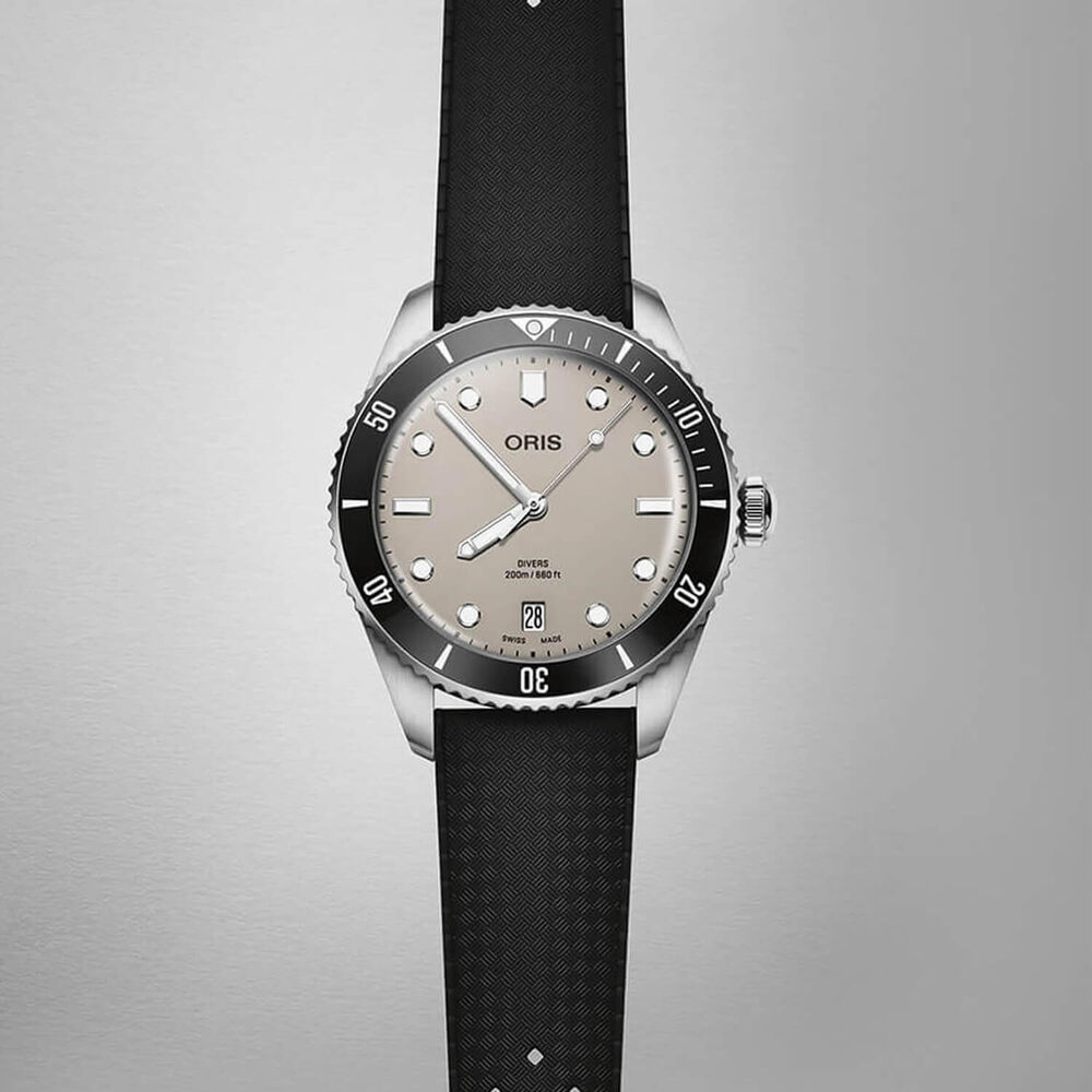 Oris Divers Date 39mm Beige Dial Stainless Steel Bracelet & Black Rubber Strap Watch image number 6