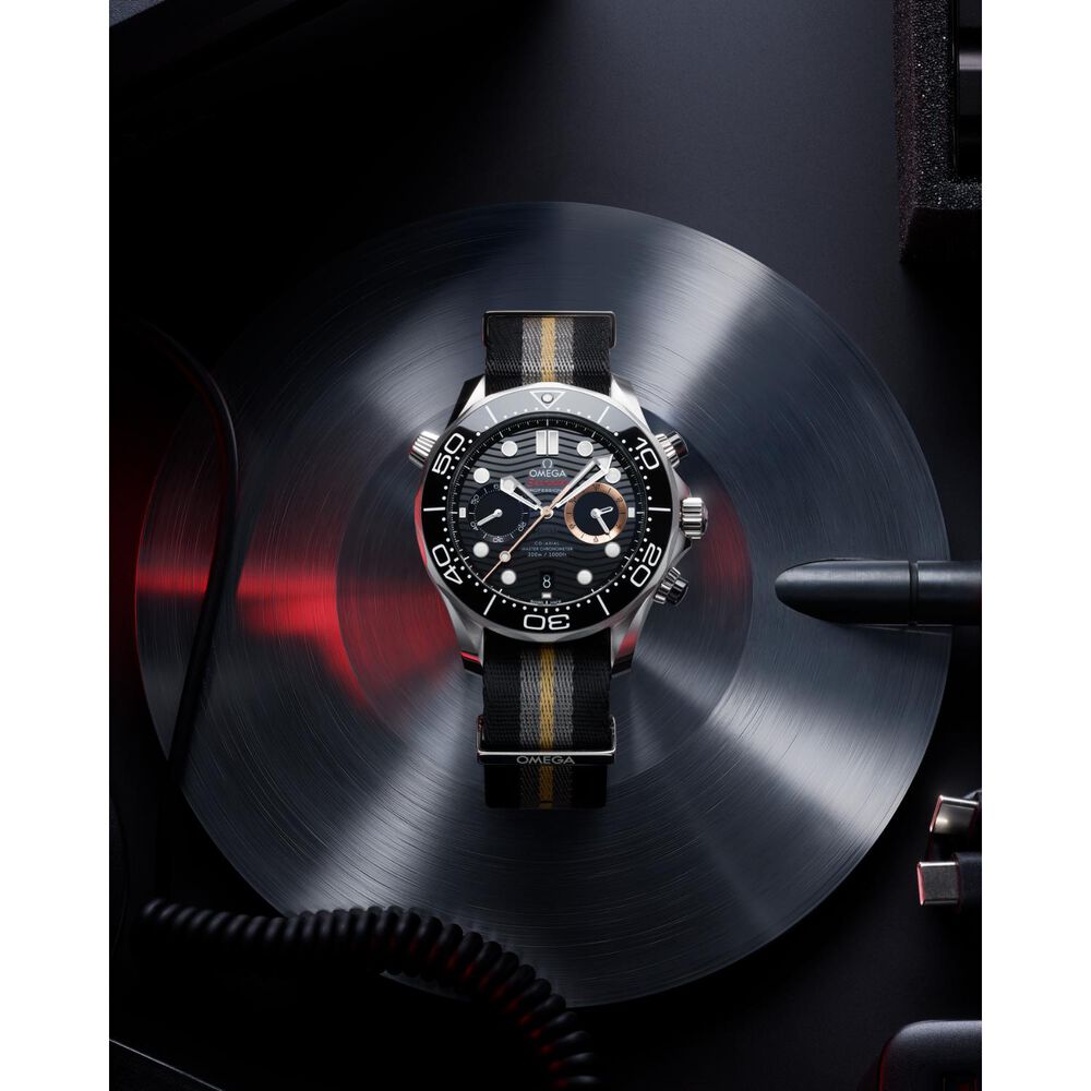OMEGA Seamaster Diver 300M 007 First Light James Bond 44mm Black Dial NATO Strap Watch