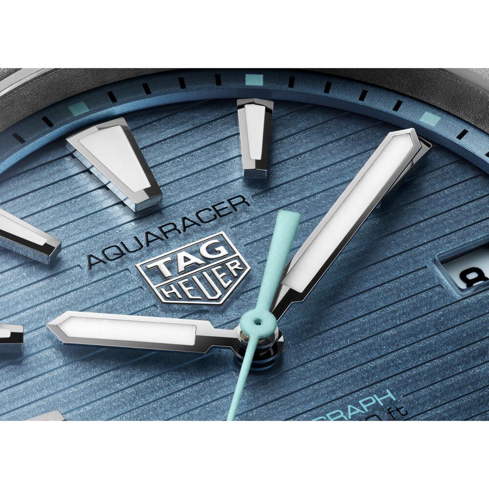 TAG Heuer Aquaracer Professional 200 Solargraph 40mm Blue Dial Titanium Bracelet Watch image number 2