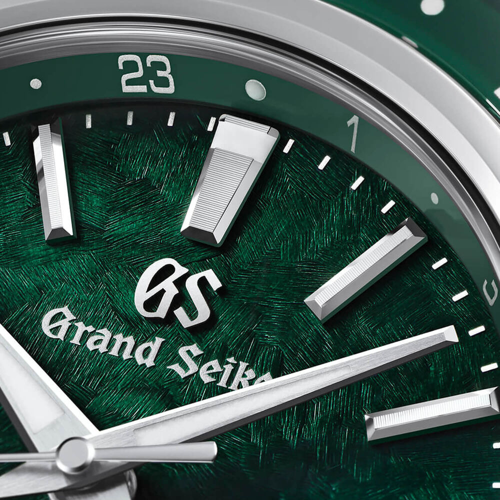 Grand Seiko Sport Collection Hitaka Mountains 44mm Green Dial Steel Case Watch image number 2