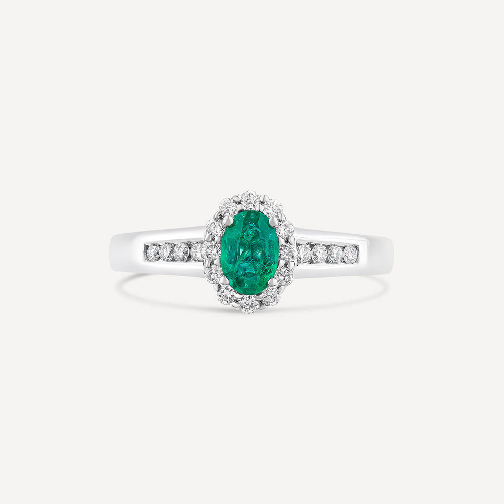 18ct White Gold Oval Emerald 0.25ct Diamond Cluster & Channel Shoulders Ring