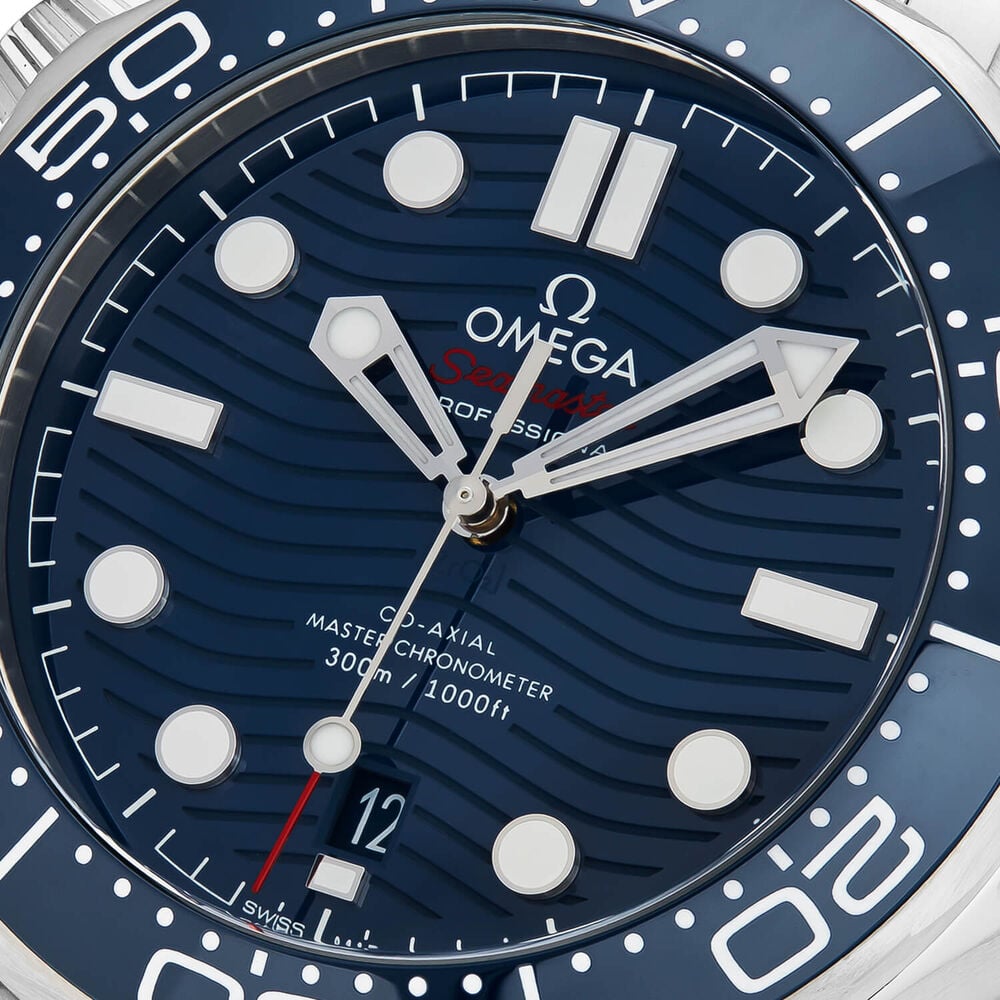 Omega Seamaster Chronometer Blue Dial Steel Men's Watch image number 2