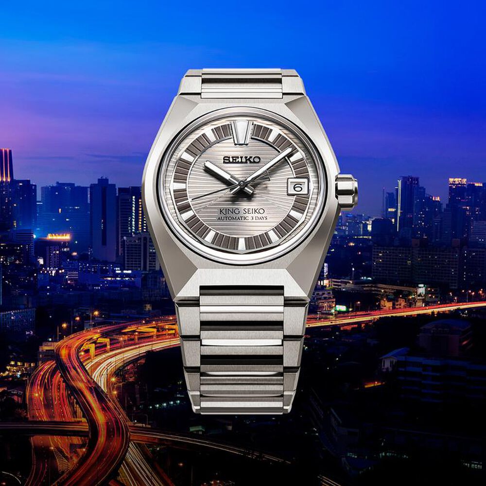 Seiko King Seiko VANAC "Tokyo Highway" Silvertone 41mm Silver Dial Titanium Bracelet Watch