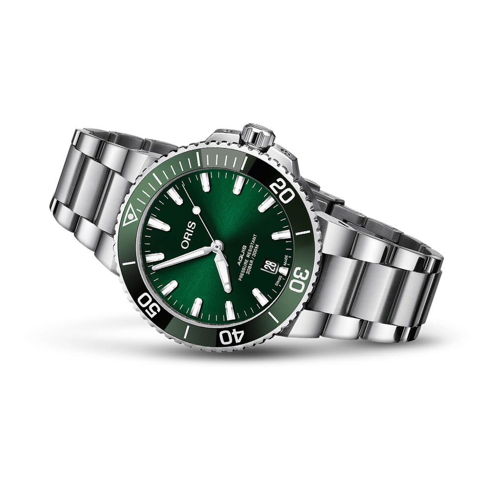Oris Aquis 39.5mm Green Dial Stainless Steel Case & Bracelet Watch image number 1