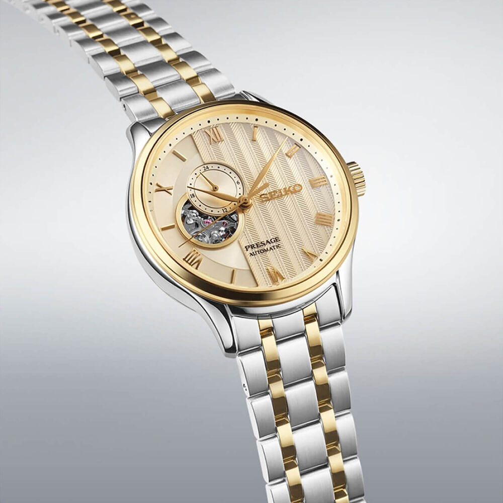 Seiko Presage 'Japanese Zen Gardens' Gold-Toned Sand 41.8mm Dial Steel Bracelet Watch image number 2
