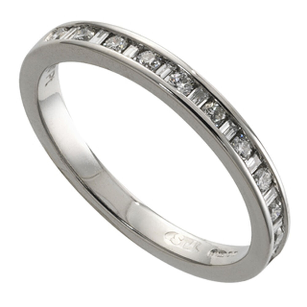Ladies' Platinum Half Hoop 0.20ct Diamond Wedding Ring image number 0