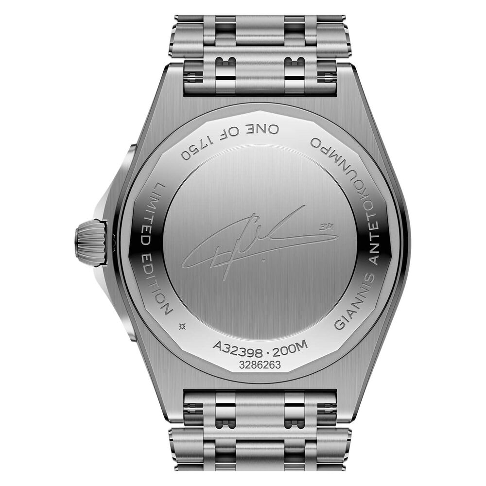 Breitling Chronomat Automatic GMT Giannis Antetokounmpo 40mm Green Dial Steel Bracelet Watch image number 3