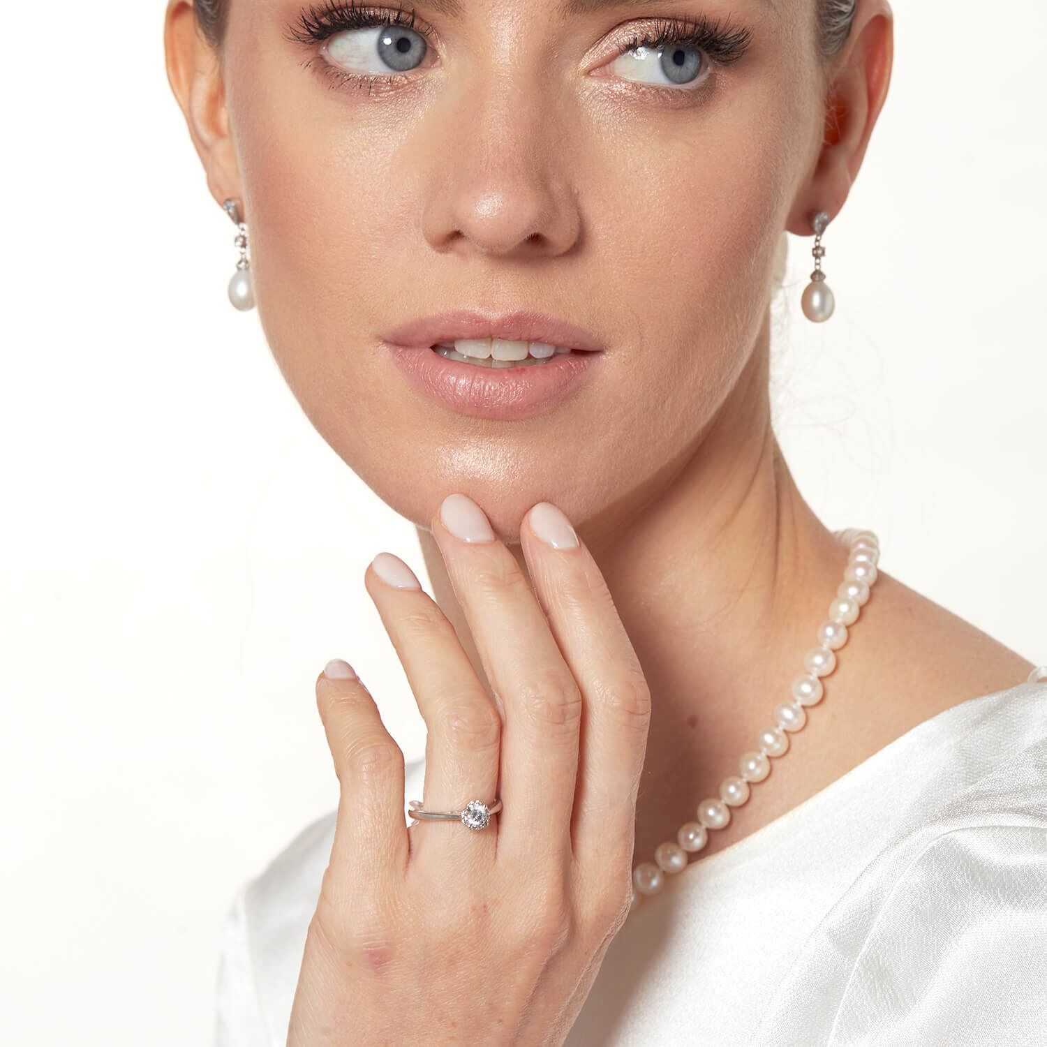 Fraser hart on sale pearl earrings
