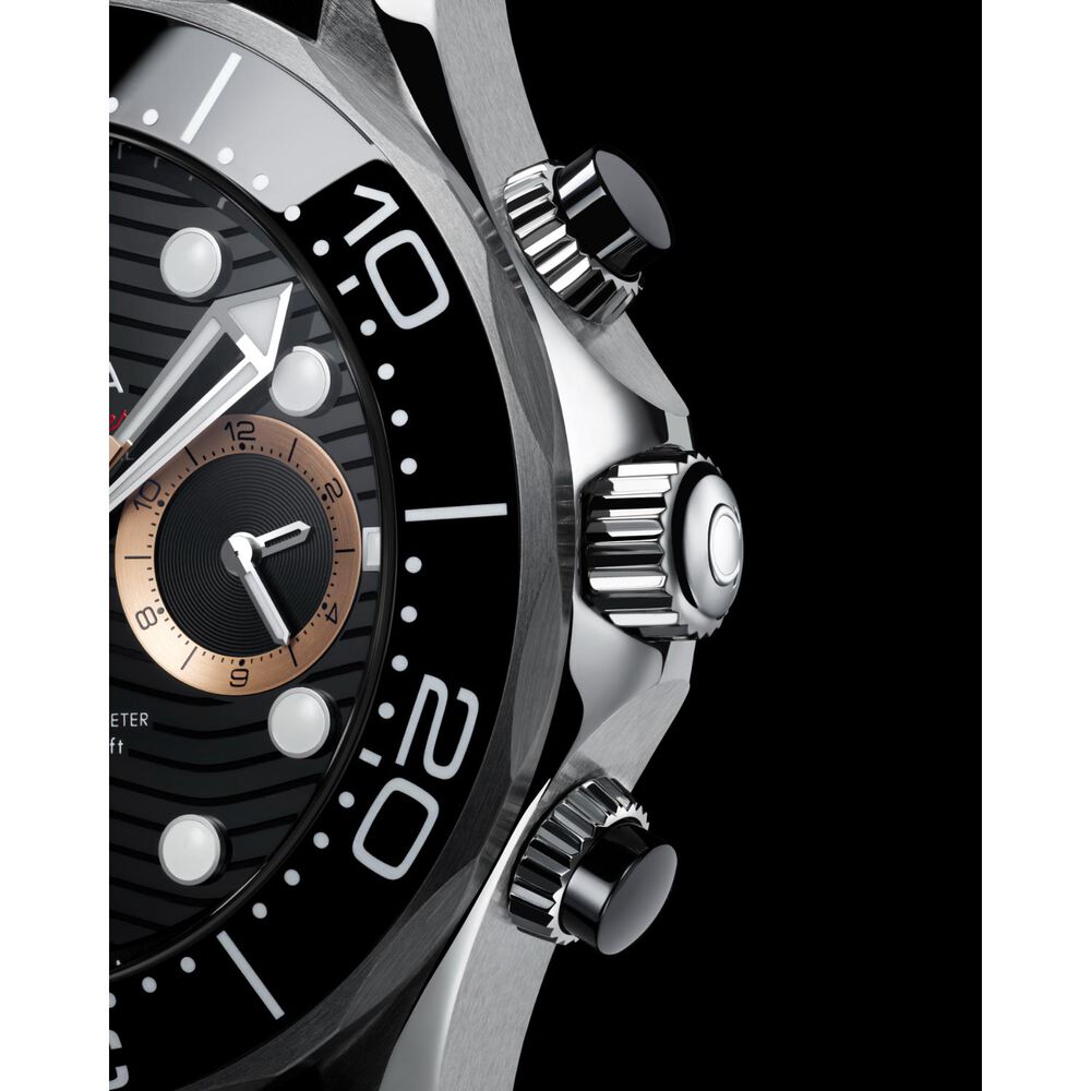 OMEGA Seamaster Diver 300M 007 First Light James Bond 44mm Black Dial NATO Strap Watch