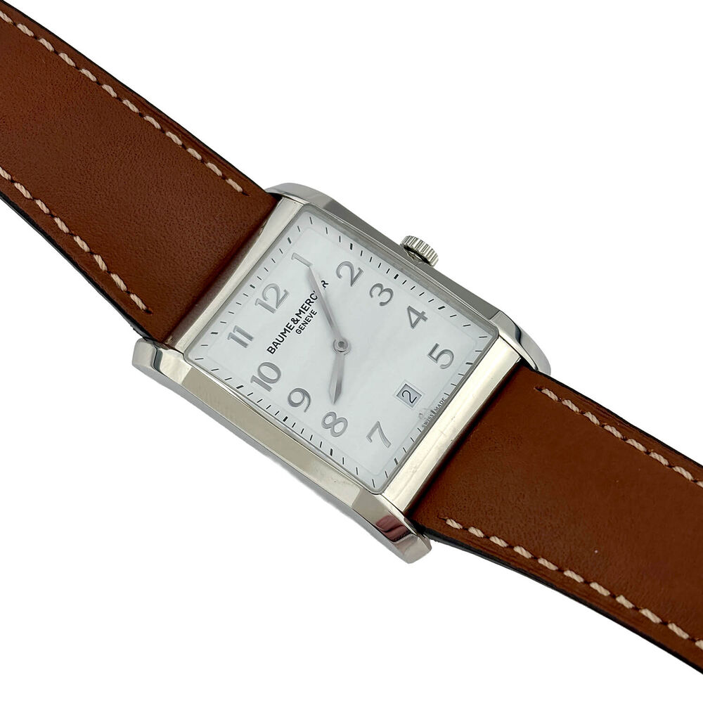 Pre-Owned Baume & Mercier Hampton 42.6x29.2mm White Dial Brown Leather Strap Watch image number 1