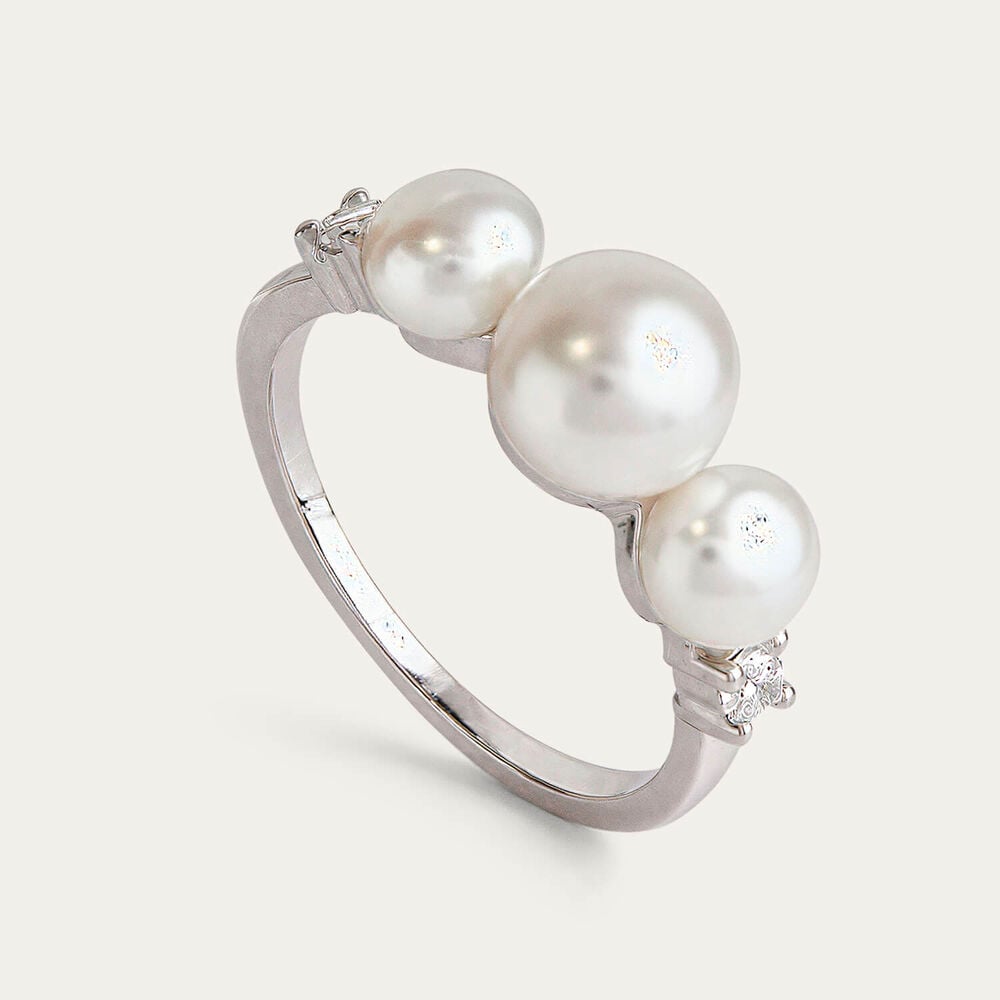 Sterling Silver 3 Freshwater Pearls Cubic Zirconia Sides Ring
