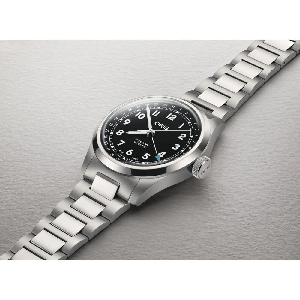 Oris Big Crown Pointer Date 40mm Black Dial Steel Bracelet Watch