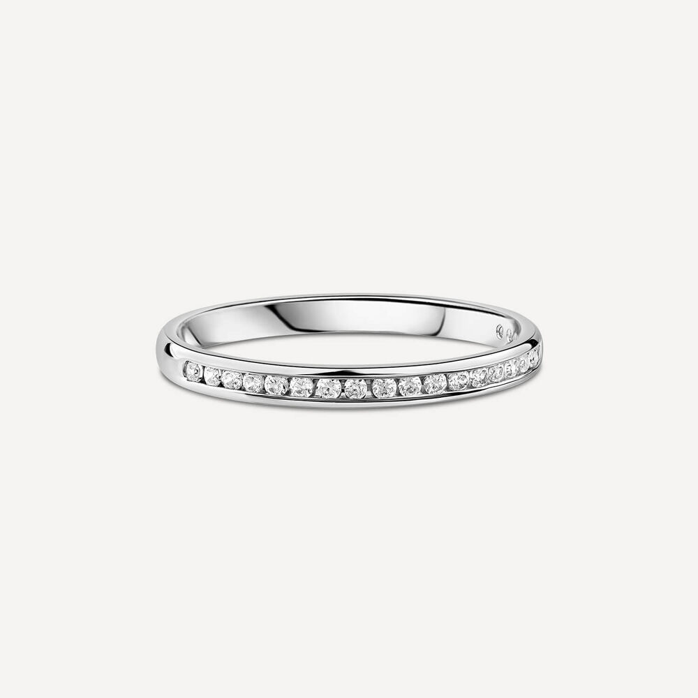 18ct White Gold 2mm 0.10ct Diamond Channel Set Wedding Ring image number 2