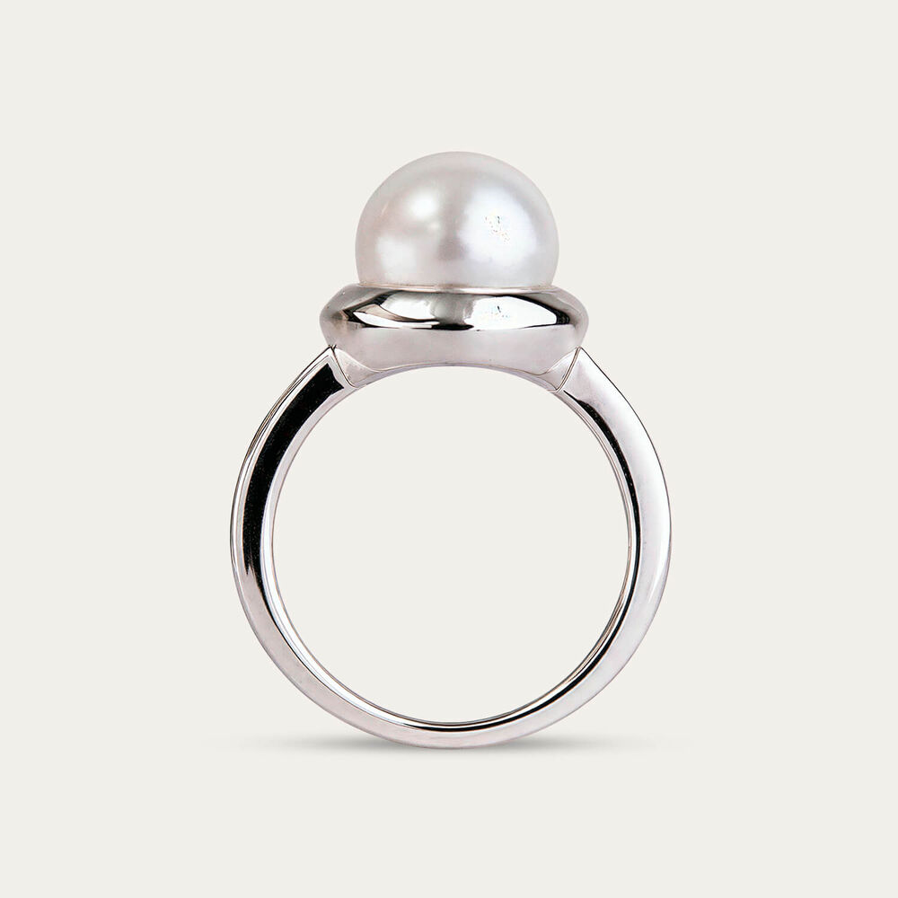 Sterling Silver Freshwater Pearl in Polished Triangle Ring