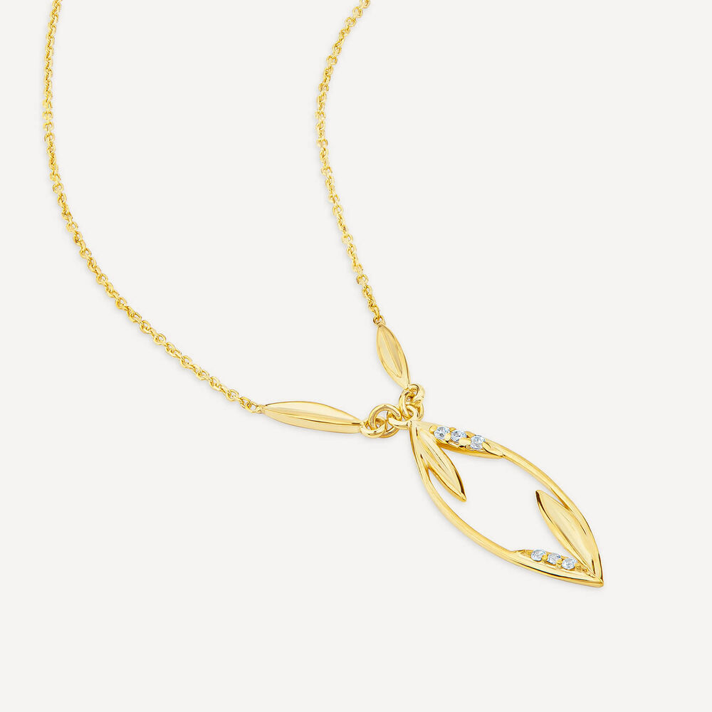 9ct Yellow Gold Cubic Zirconia Open Leaf Design Pendant image number 3