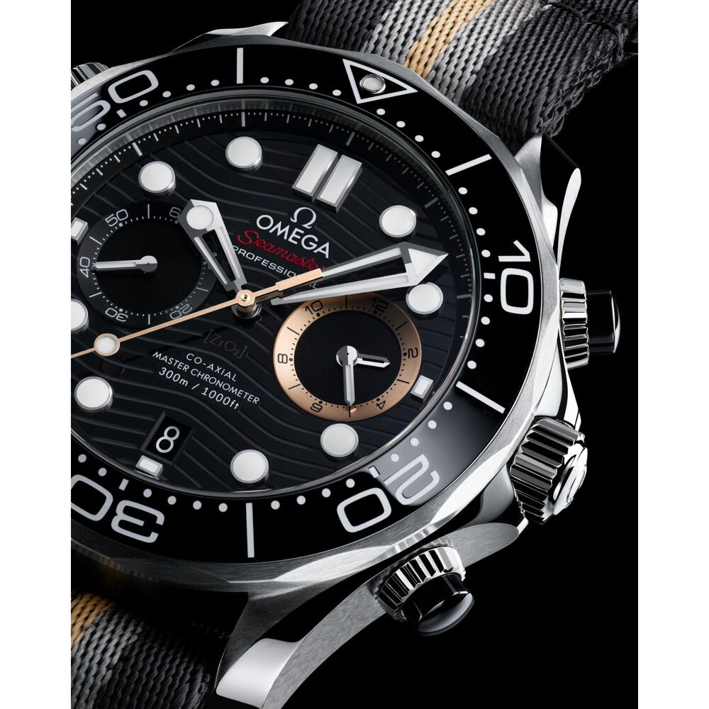 OMEGA Seamaster Diver 300M 007 First Light James Bond 44mm Black Dial NATO Strap Watch