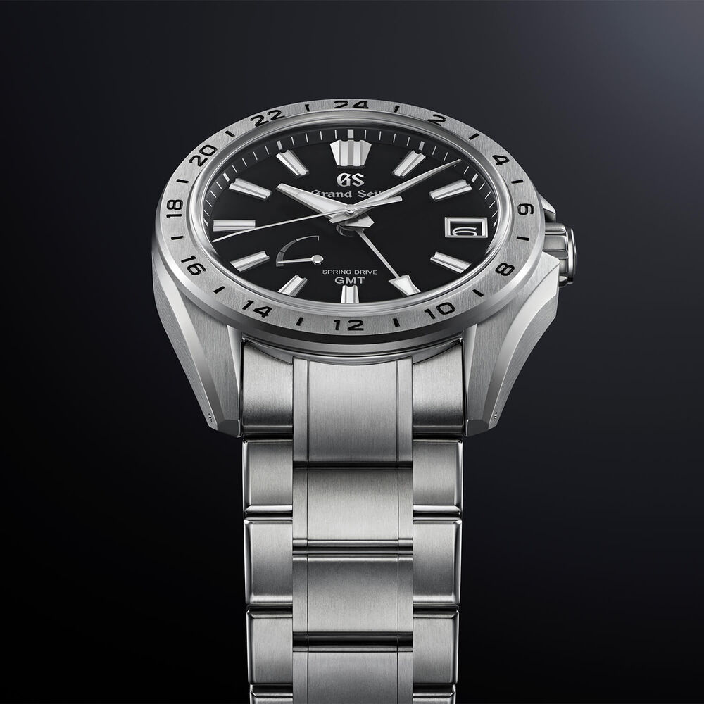 Grand Seiko Evolution 9 41m Black Dial Bracelet Watch