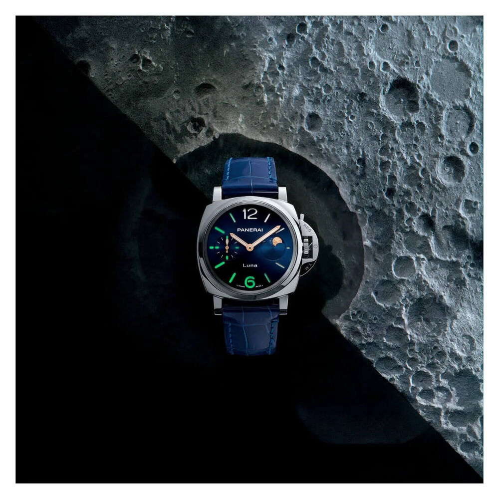 Panerai Luminor Due 38mm Luna Blue Dial Strap Watch image number 5