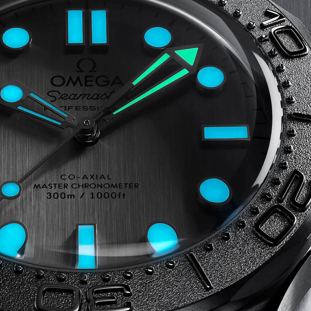 OMEGA Seamaster Diver 300M 42mm Grey Dial Rubber Strap Watch image number 3