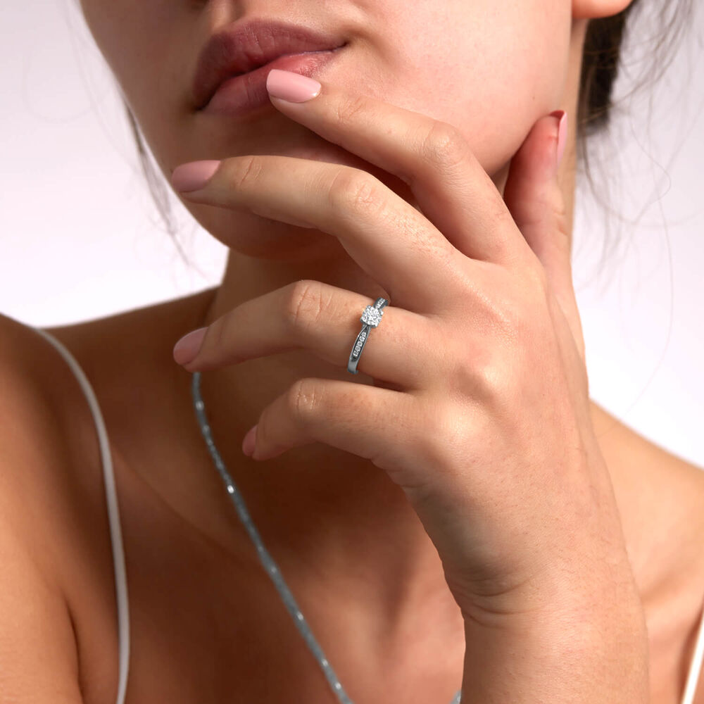9ct White Gold Illusion Solitaire & Channel Set Shoulders 0.20ct Diamond Ring image number 5