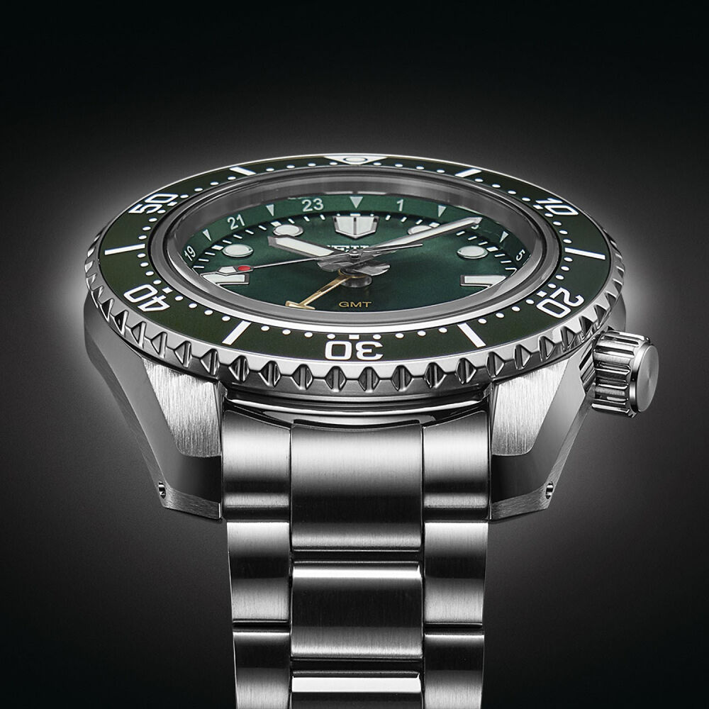 Seiko Prospex 1968 Edition 42mm Green Dial & Bezel Bracelet Watch image number 3