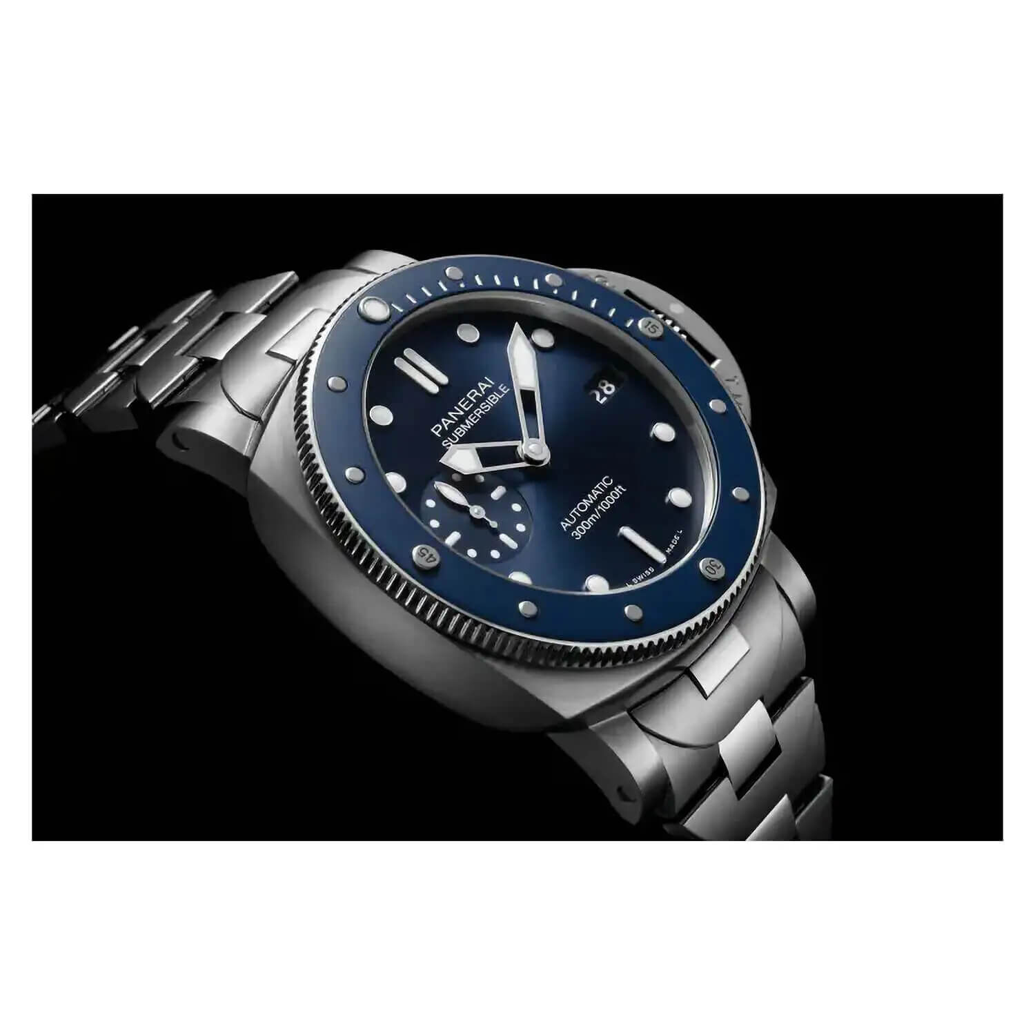 Panerai submersible blue store dial