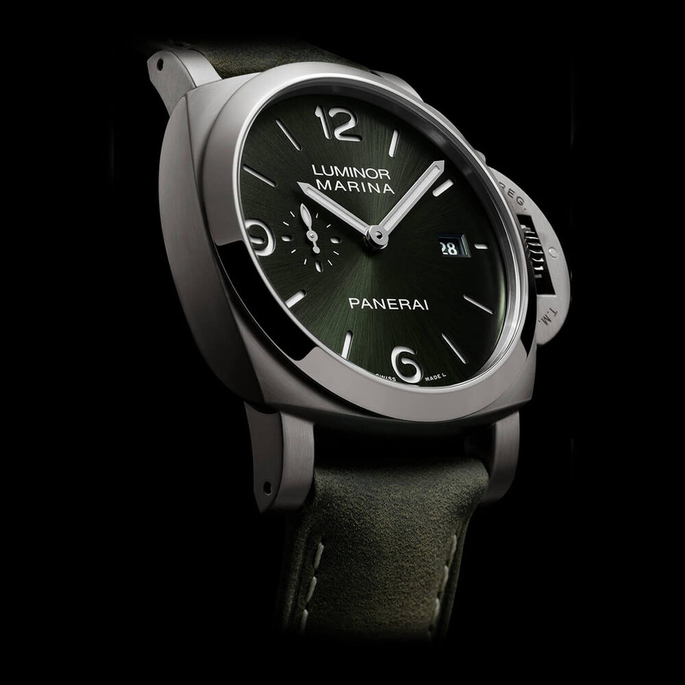 Panerai Luminor Marina Titanio 44mm Green Dial Leather Strap Watch image number 2