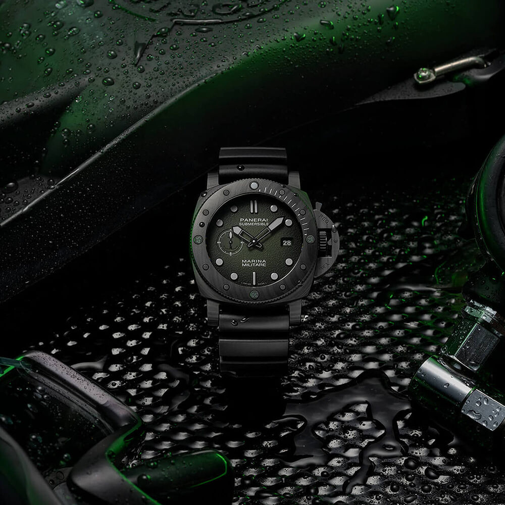 Panerai Submersible Marina Militare Carbotech™ 44mm Green Dial Textile Strap Watch image number 6