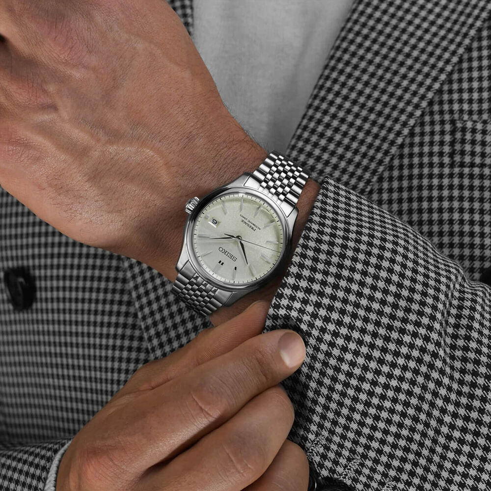 Seiko Presage Classic Series 'Shiro-iro' 40mm White Dial Steel Bracelet Watch