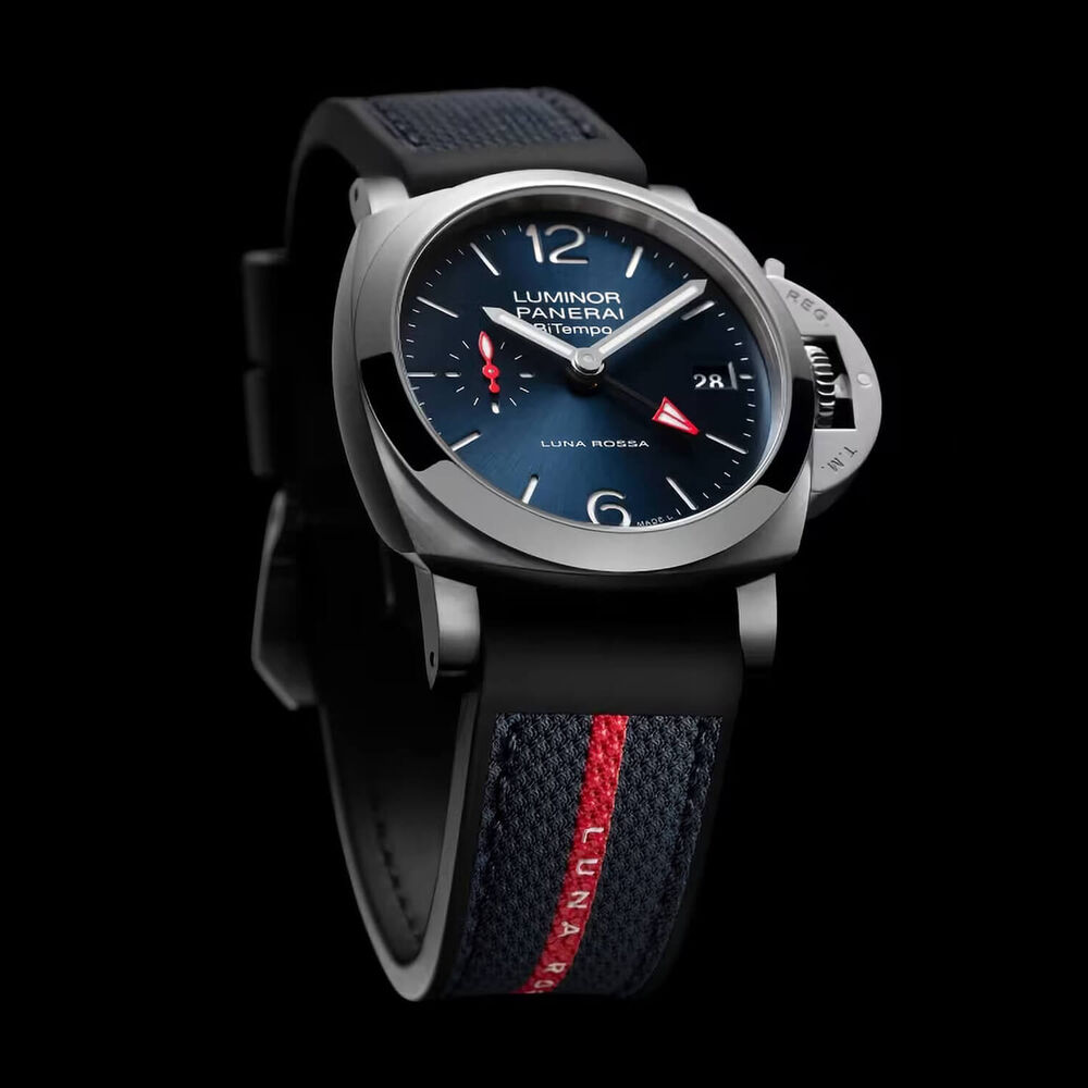 Panerai Luminor Quaranta BiTempo Luna Rossa 40mm Blue Dial Strap Watch image number 2