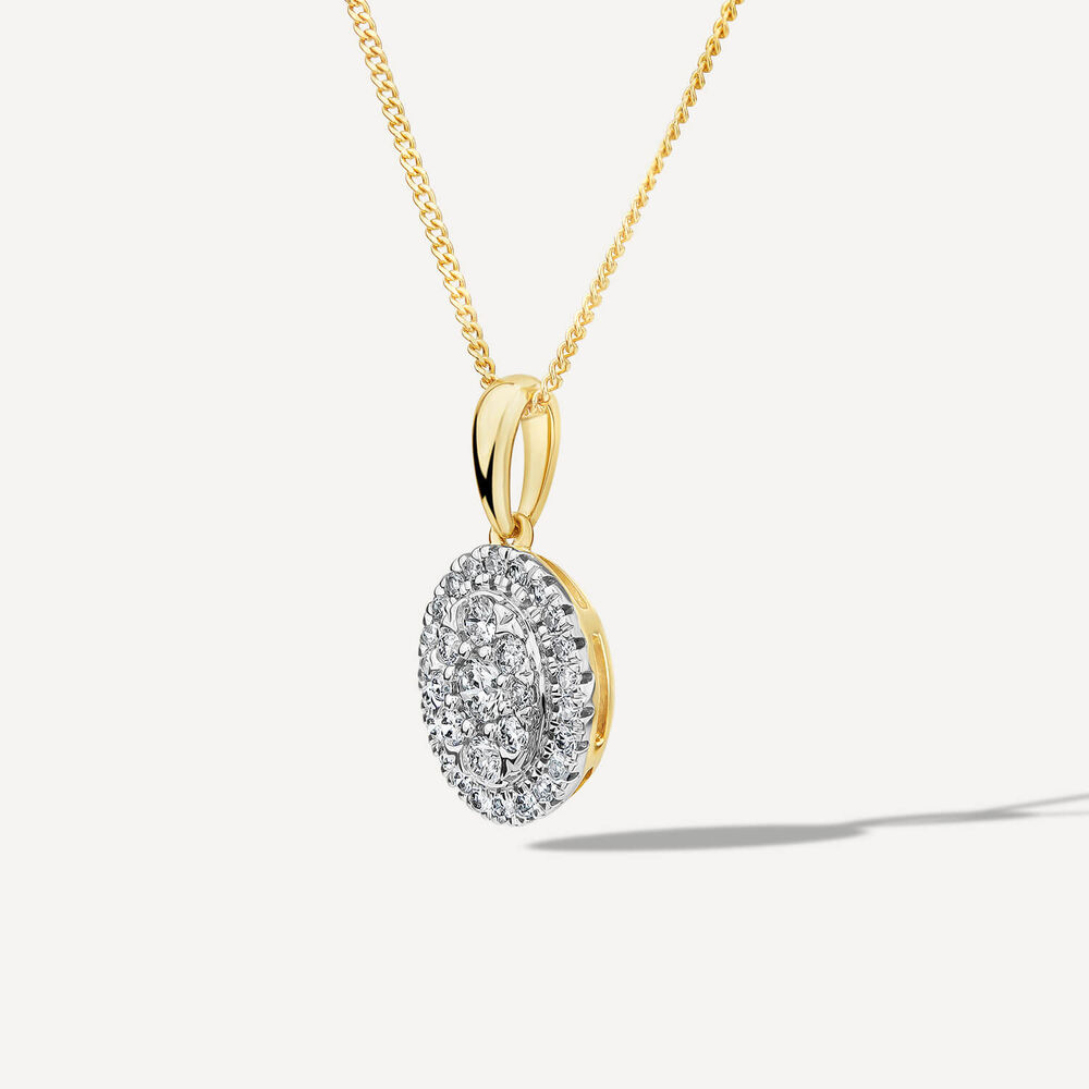 9ct Yellow Gold 0.25ct Diamond Cluster Oval Pendant
