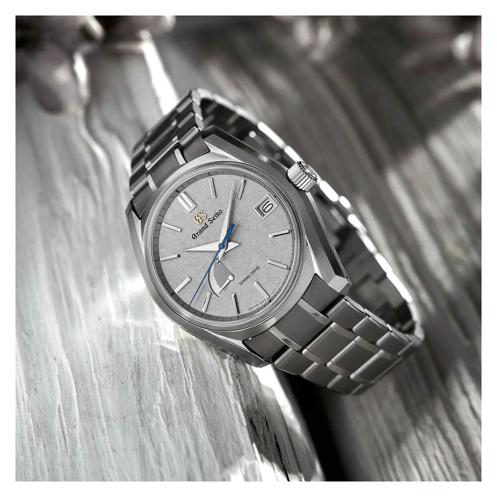 Grand Seiko Heritage Taisetu 40mm Grey Dial Titanium Bracelet Watch image number 2